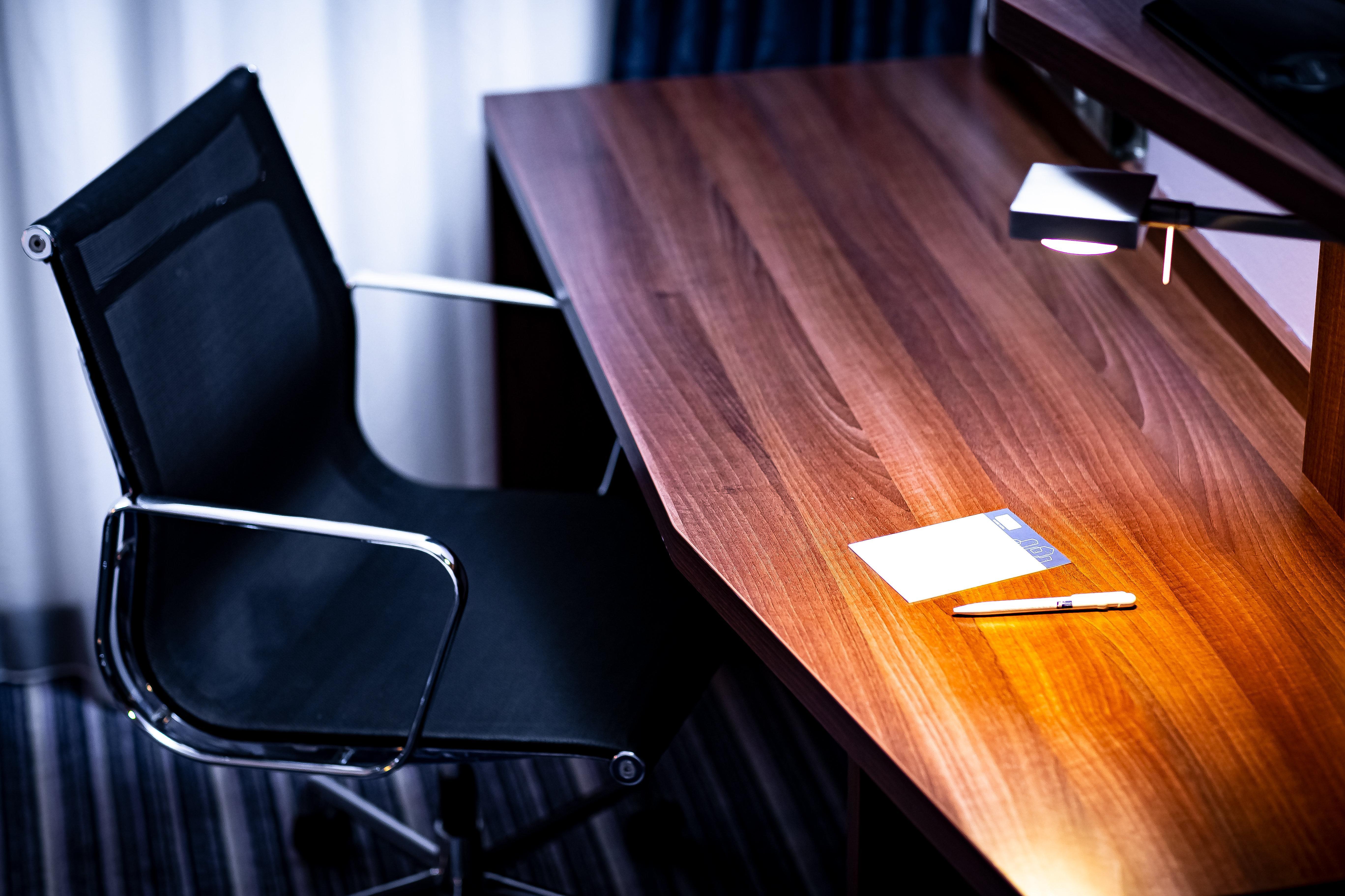 Holiday Inn Express Rotterdam - Central Station By Ihg מראה חיצוני תמונה