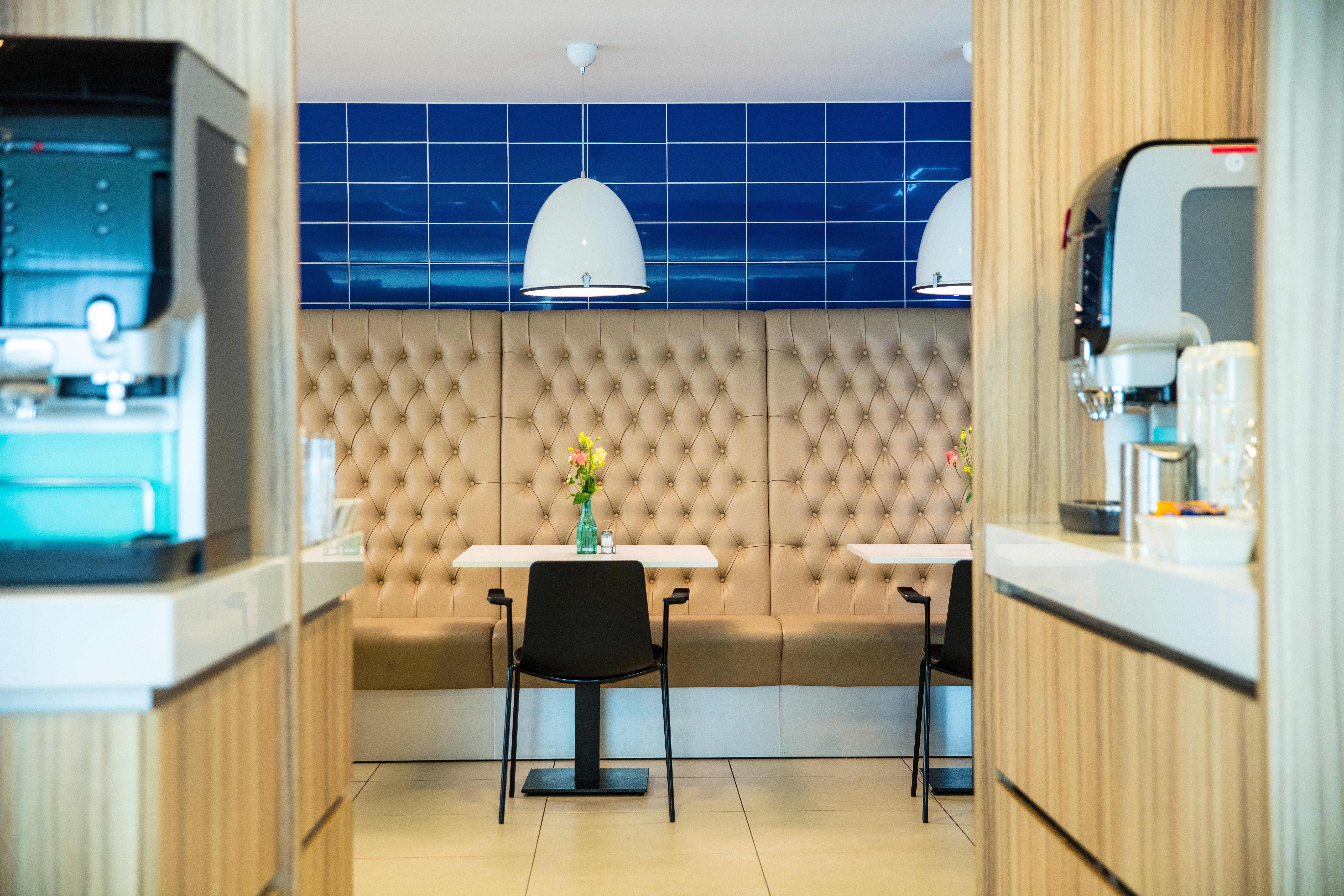 Holiday Inn Express Rotterdam - Central Station By Ihg מראה חיצוני תמונה