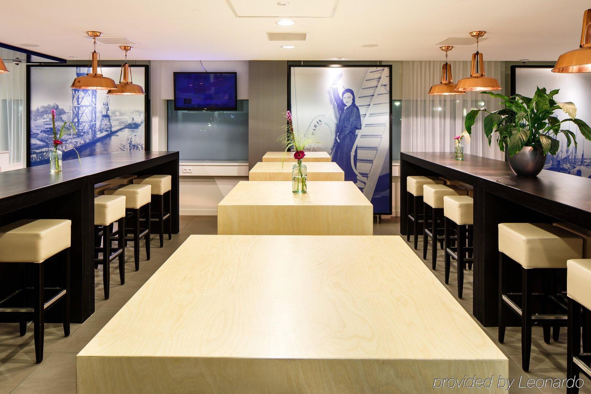 Holiday Inn Express Rotterdam - Central Station By Ihg מראה חיצוני תמונה