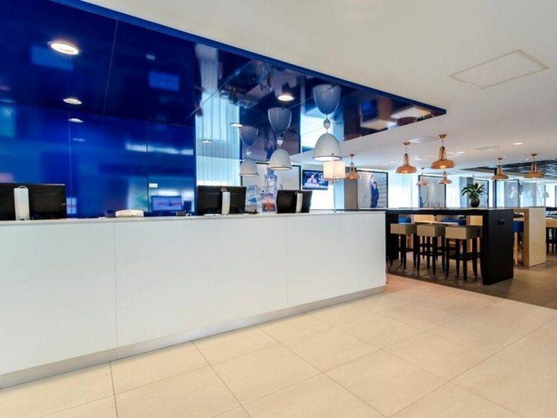 Holiday Inn Express Rotterdam - Central Station By Ihg מראה חיצוני תמונה